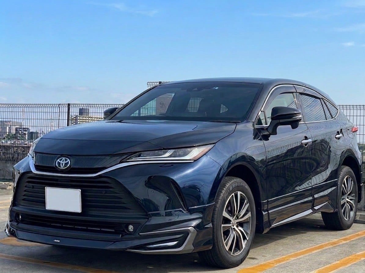 買取した令和6年式トヨタ ハリアー G ハイブリッド 4WD